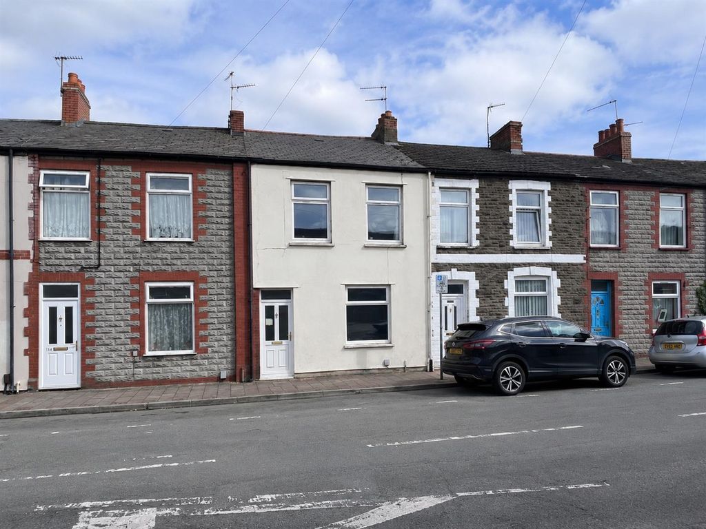 Property photo 1 of 12 9Fe33729-3F84-43F7-8c30-85Fad96A5708.Png