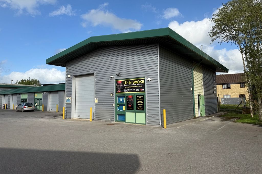 Property photo 1 of 7