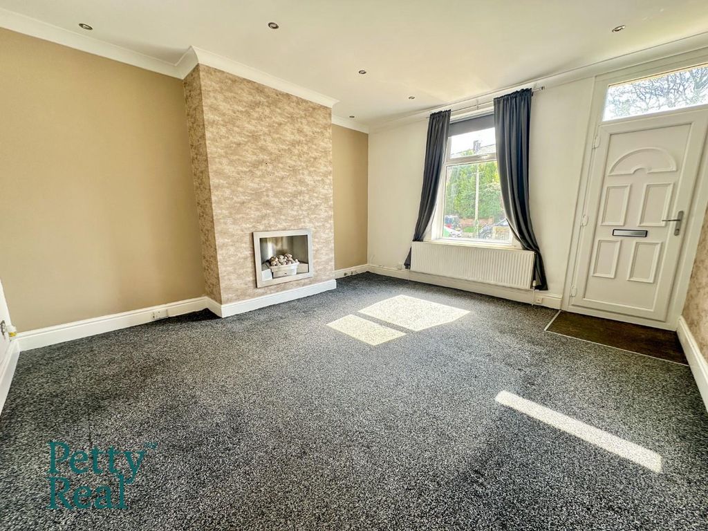 Property photo 2 of 9 843C8863-Fa86-4B07-Be12-C248208398C9.Jpeg