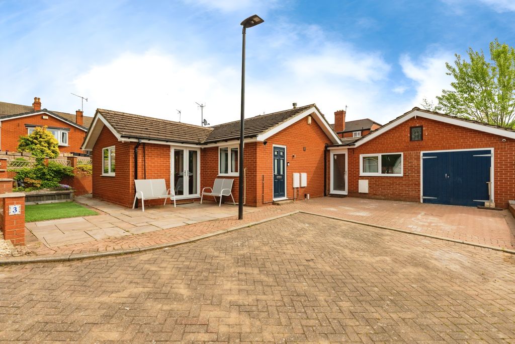 Property photo 1 of 20 2A8A9727