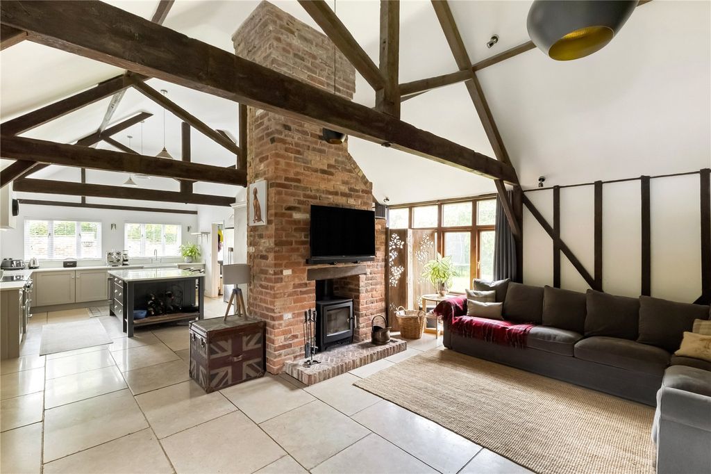 Property photo 2 of 27 Sitting Room