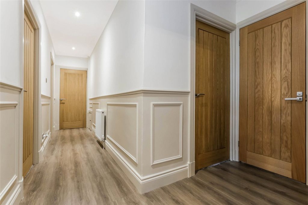 Property photo 3 of 21 Picture No. 04