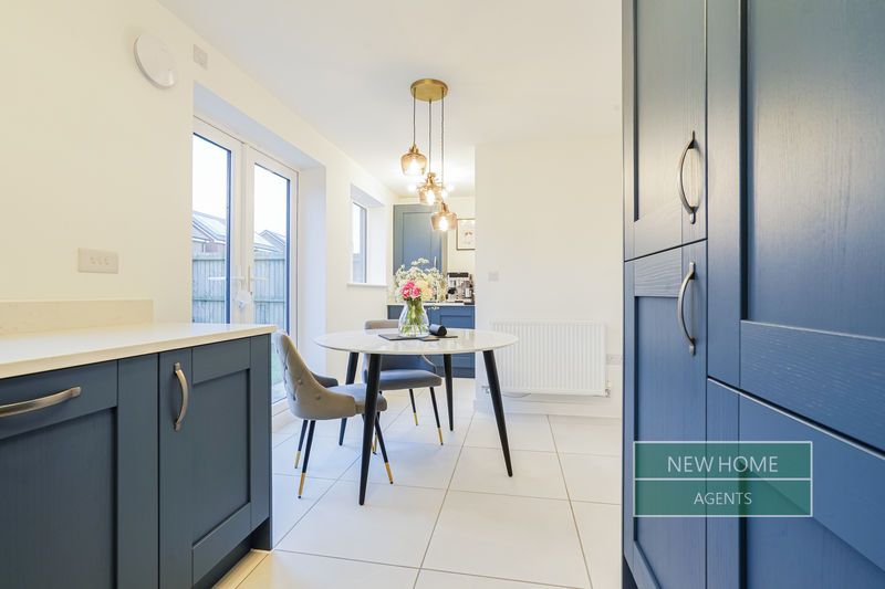 Property photo 3 of 21 Photo 9