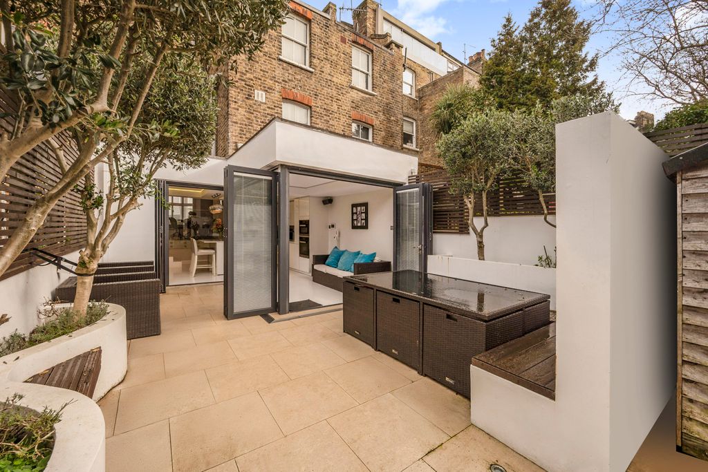 Property photo 2 of 10 Picture No. 02