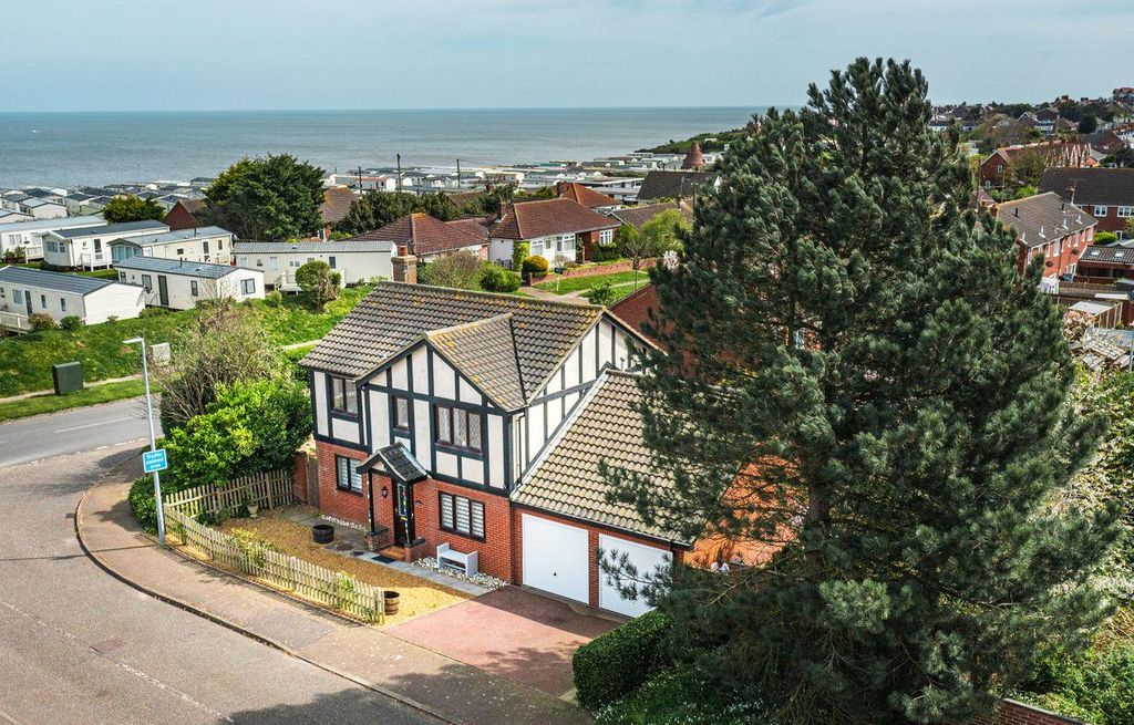 Property photo 1 of 17 2.Jpg