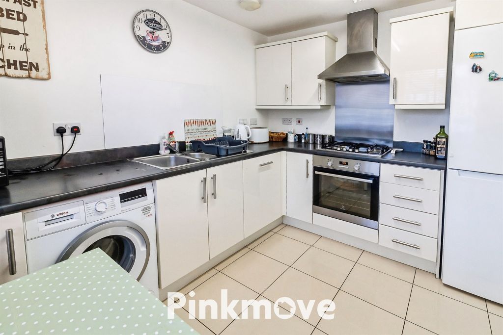 Property photo 3 of 25