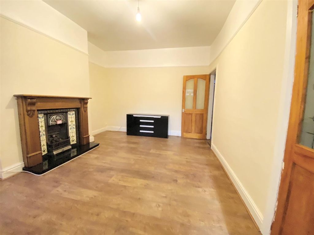 Property photo 3 of 9 Rear Lounge