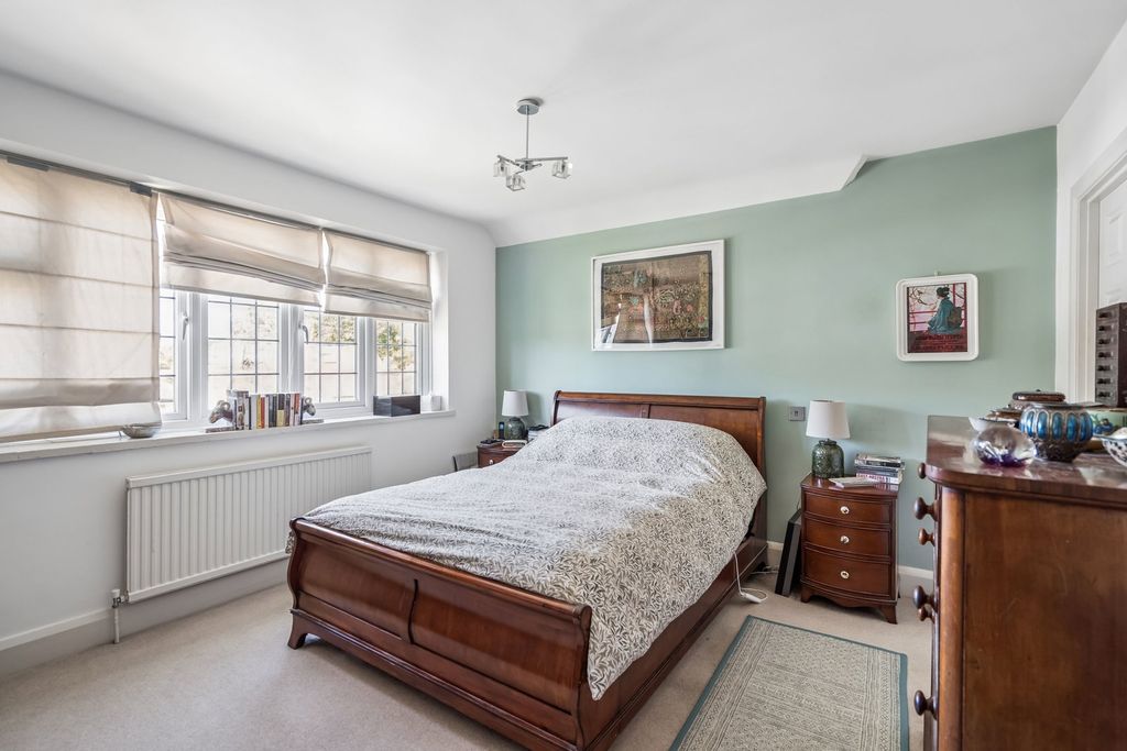 Additional image 13 of 6 bed detached house for saleCuckoo Hill Road, Pinner HA5