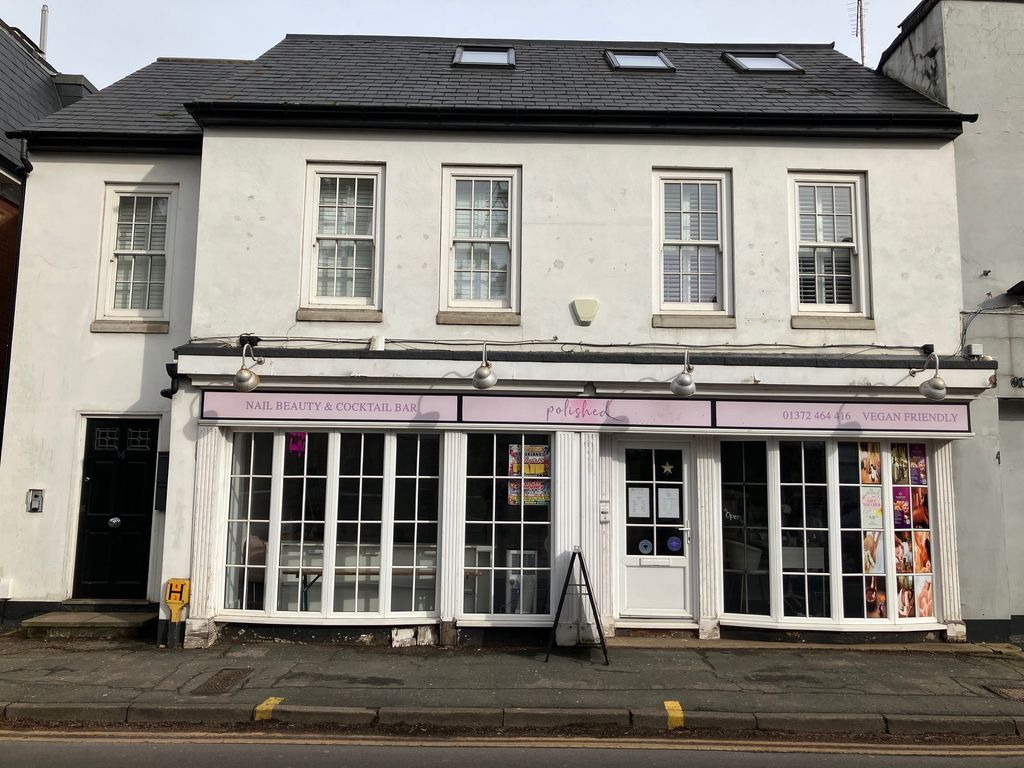 Property photo 1 of 27