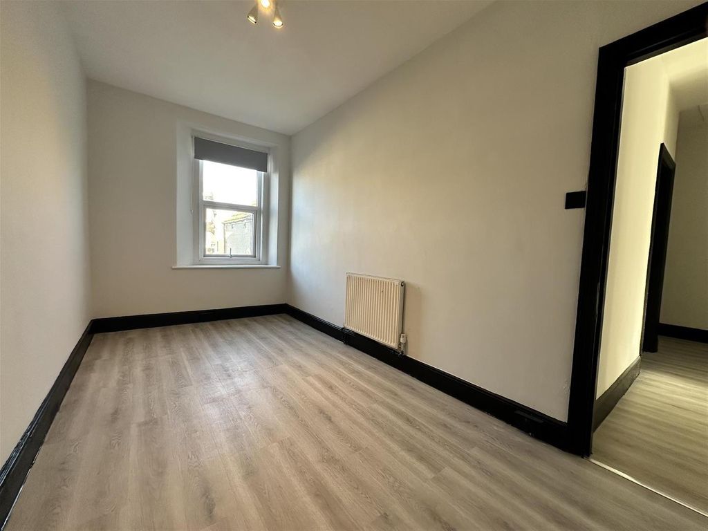 Property photo 3 of 9 N51A0Xcb.Png