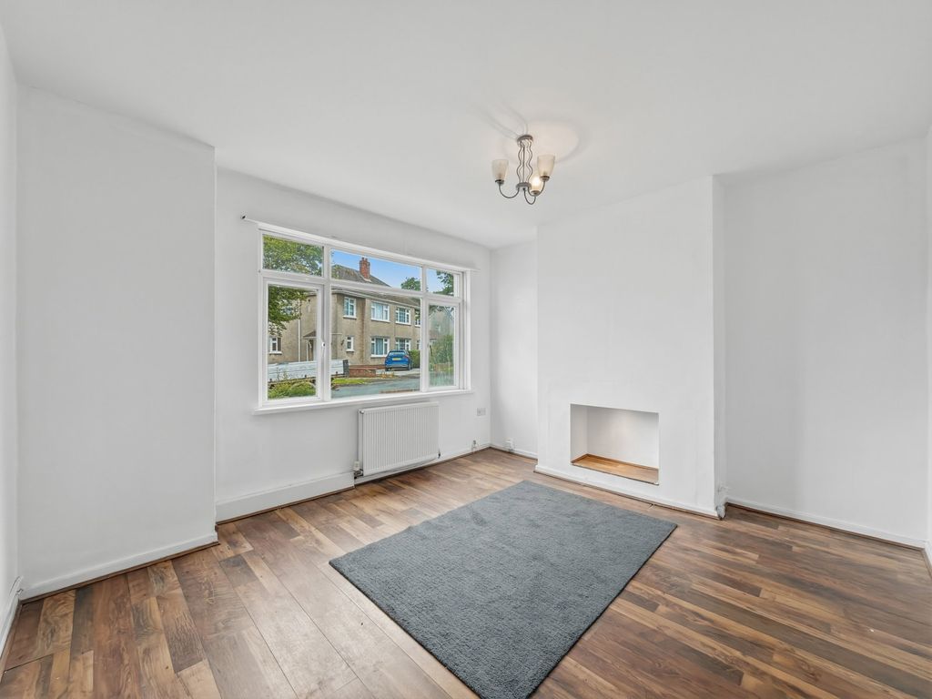 Property photo 3 of 29
