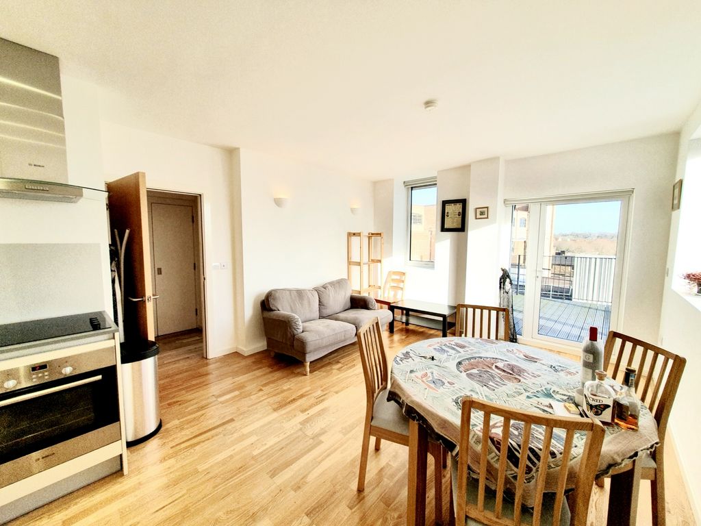 Property photo 2 of 7 Photo 5