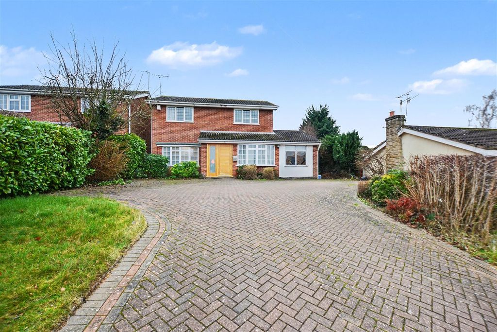 Property photo 1 of 27