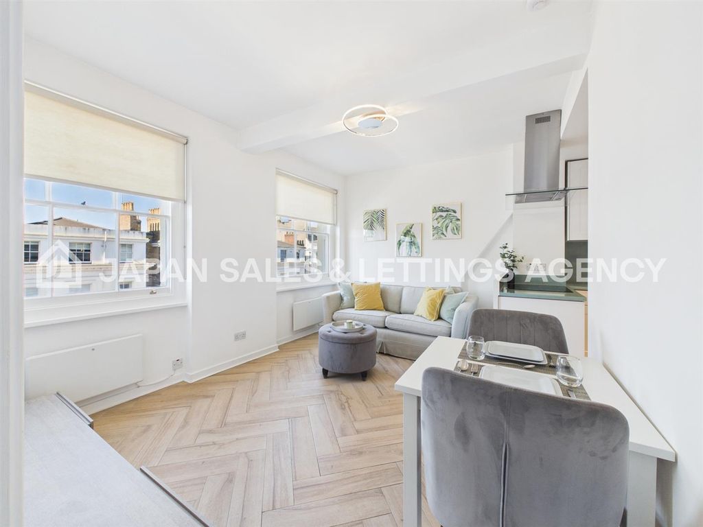 Property photo 3 of 6 Cam04401G0-Pr0116-Still004.Jpg