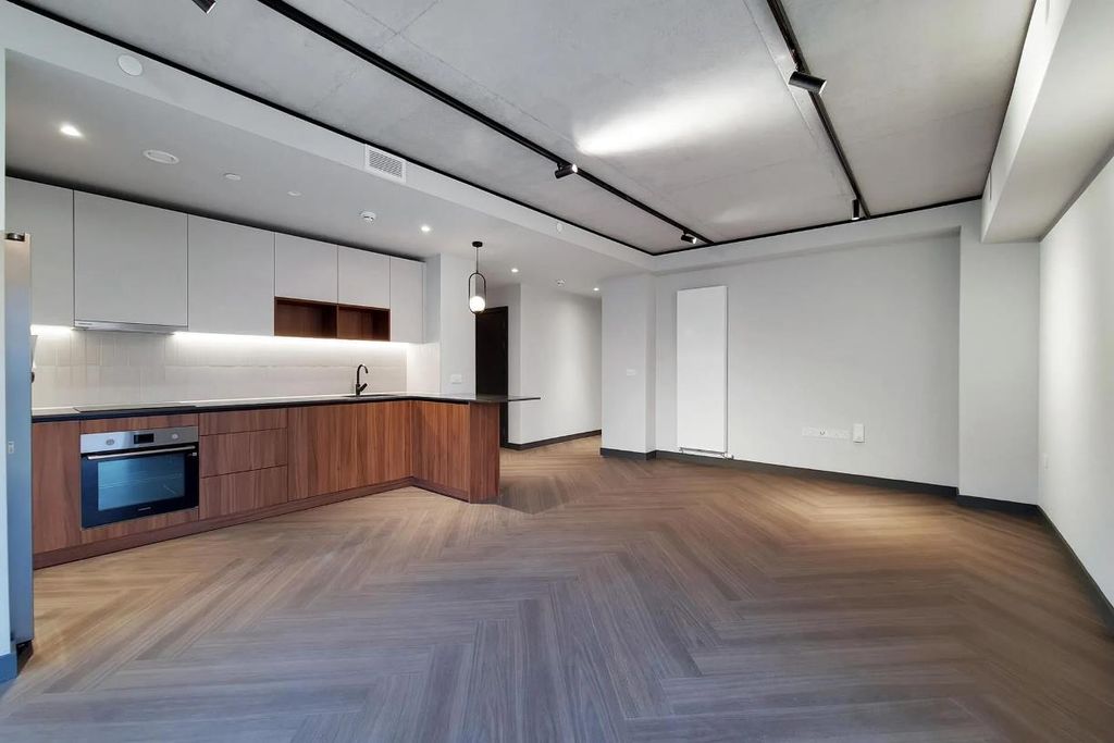 Property photo 1 of 15 1.Png