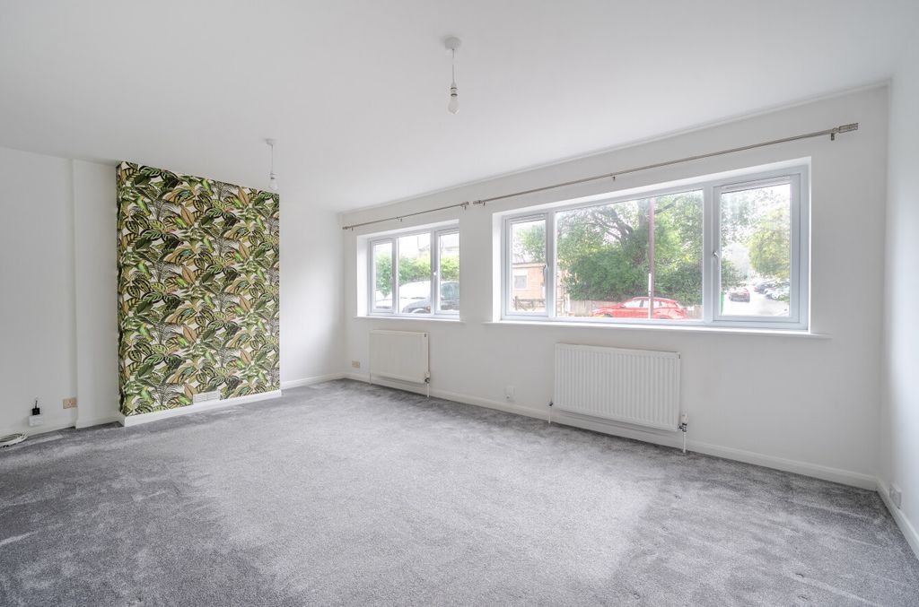 Property photo 3 of 15 1363524-9-68Dfc72...