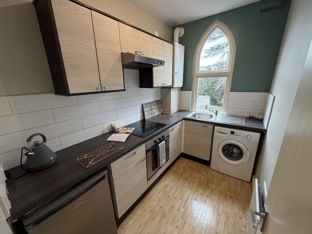 Property photo 3 of 17 Photo 14