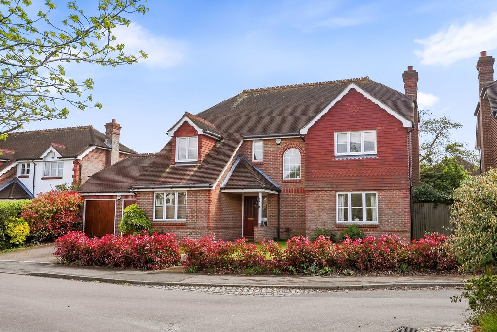 Property photo 1 of 21