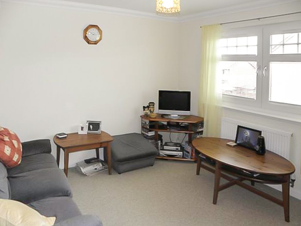 Property photo 2 of 6