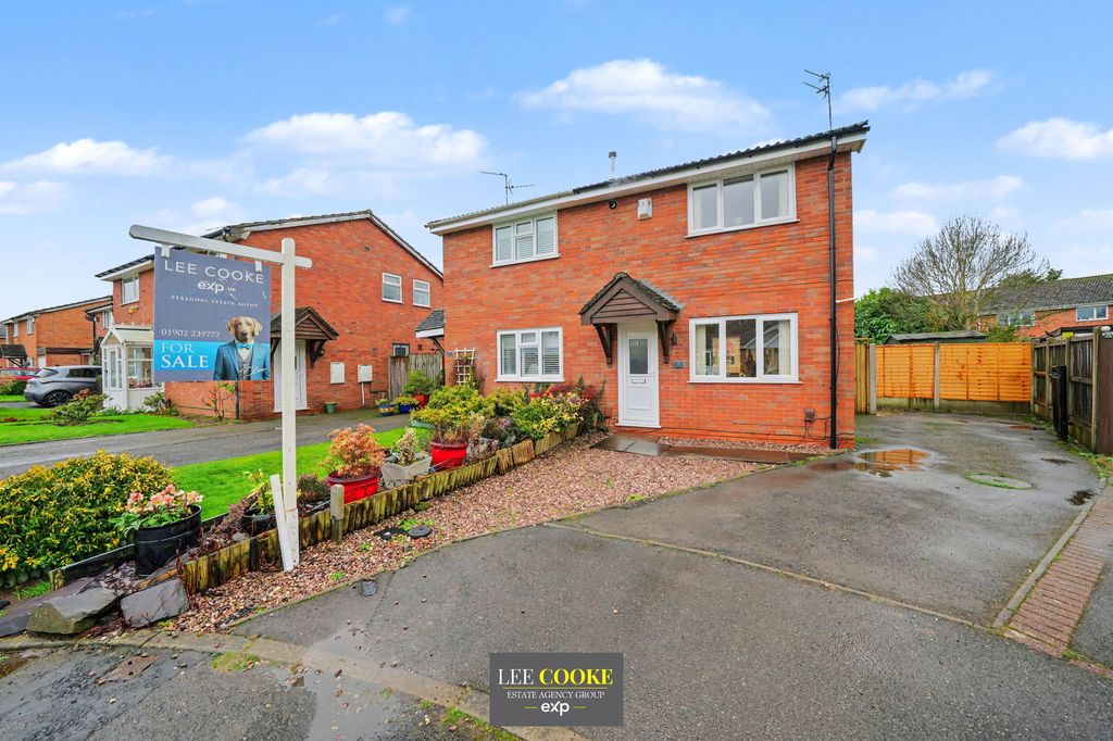 Property photo 1 of 23