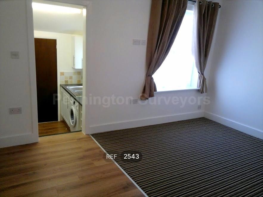 Property photo 2 of 7 Living Room