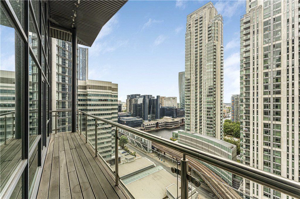 Property photo 3 of 15 Balcony