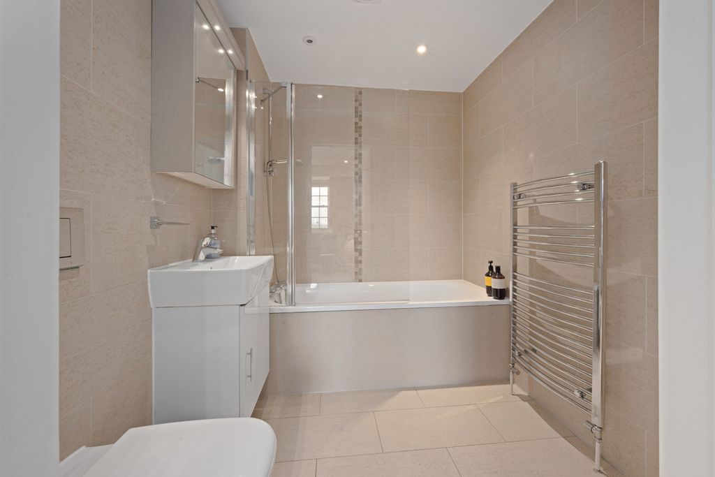 Additional image 11 of 2 bed flat for saleCourtview House, East Molesey KT8