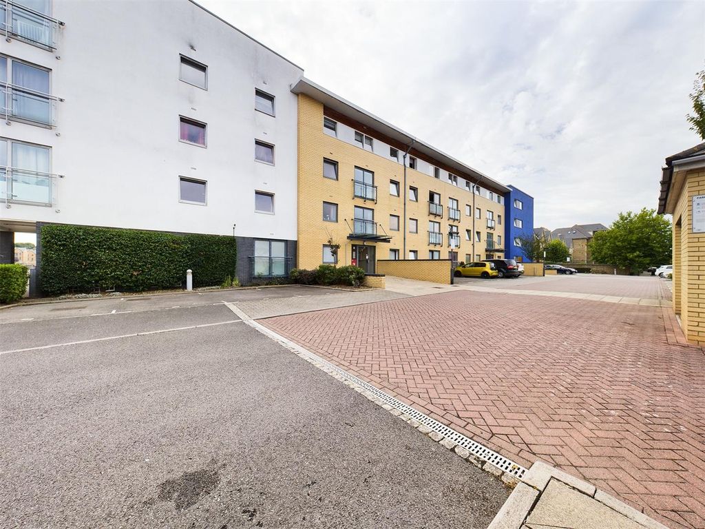 Property photo 2 of 7 Cam00393P1-Pr0183-Still07.Jpg