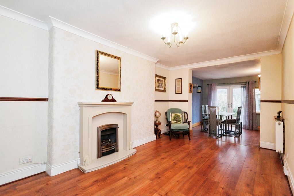 Property photo 2 of 17 Photography