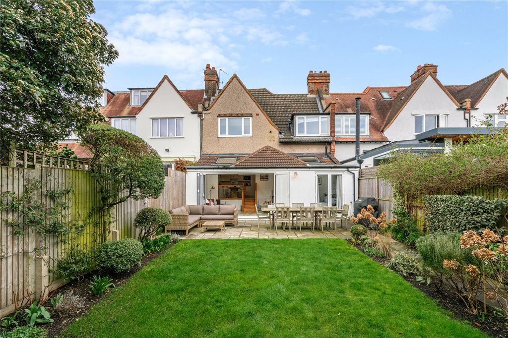 Property photo 2 of 10 Picture No. 20