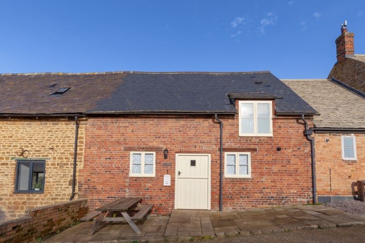 Property photo 1 of 10 122911