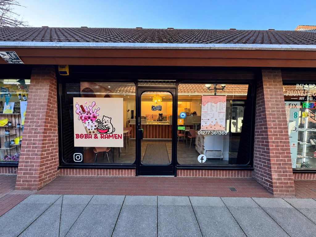 Property photo 1 of 8 Shop Front