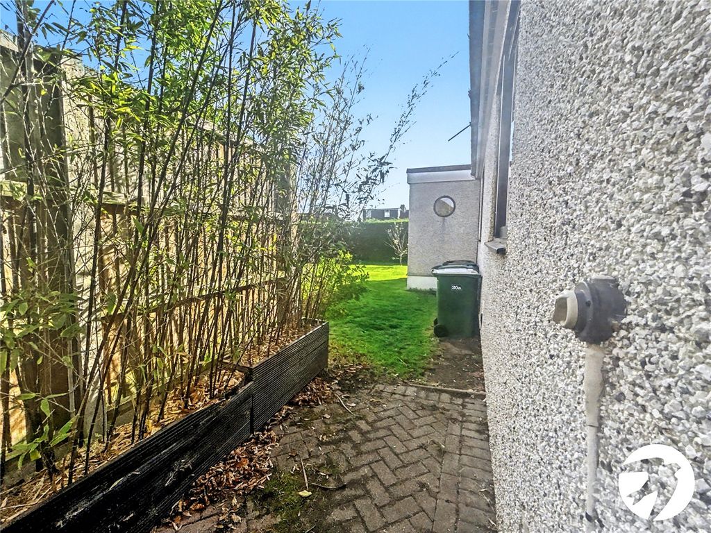 Property photo 3 of 38 Picture No. 71