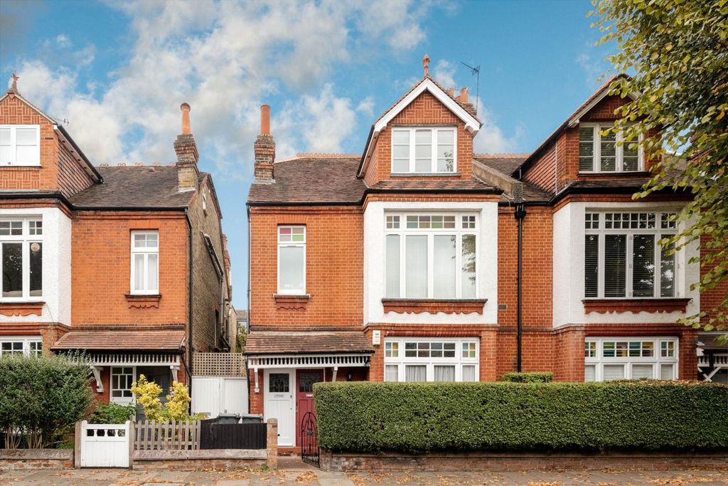 Property photo 1 of 7