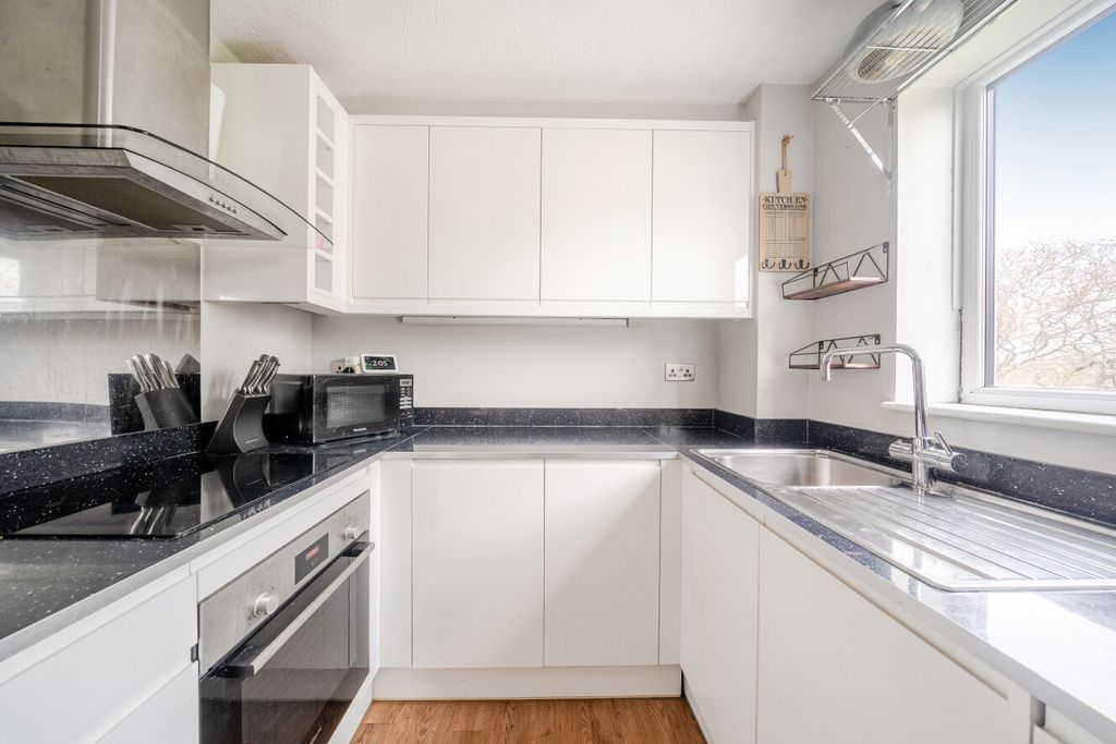 Property photo 1 of 8 1-69Cb8cc2B0336-1...