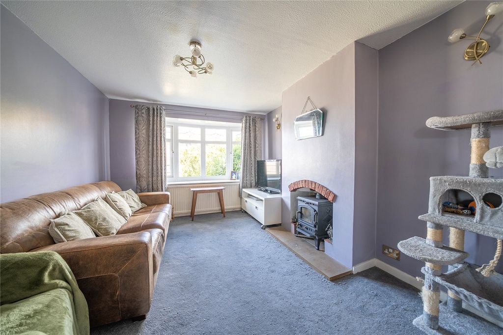 Property photo 2 of 21 Picture No. 29