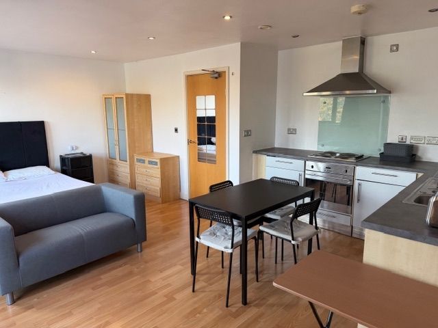 Property photo 2 of 5