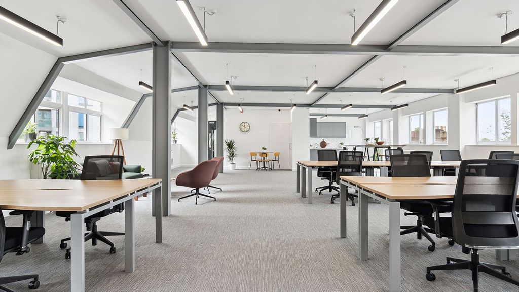 Property photo 3 of 10 Glen House Hammersmith W6 Office 1.Jpg