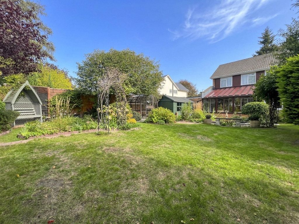 Property photo 2 of 20 Picture No. 04