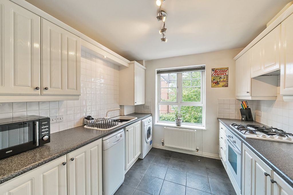 Property photo 3 of 11 Picture No. 02
