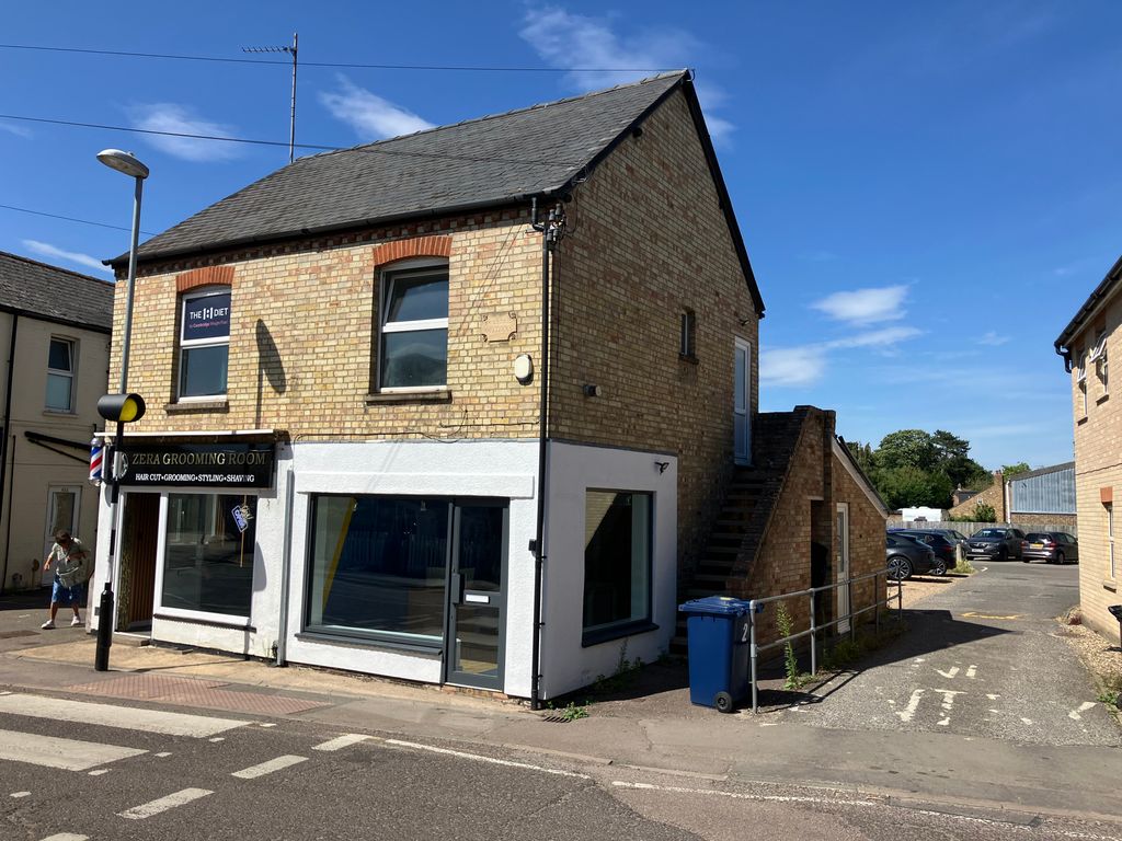 Property photo 1 of 2