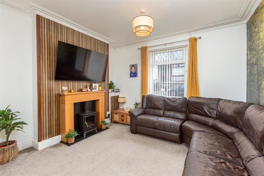 Property photo 2 of 21 Cz0A0161-Edit.Jpg