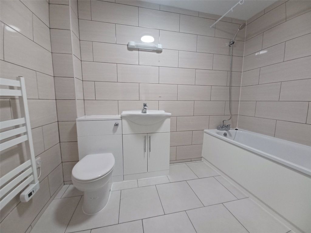 Property photo 3 of 7 Picture No. 04