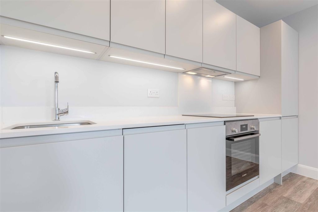 Property photo 3 of 8 Kitchen 1 (1).Jpeg