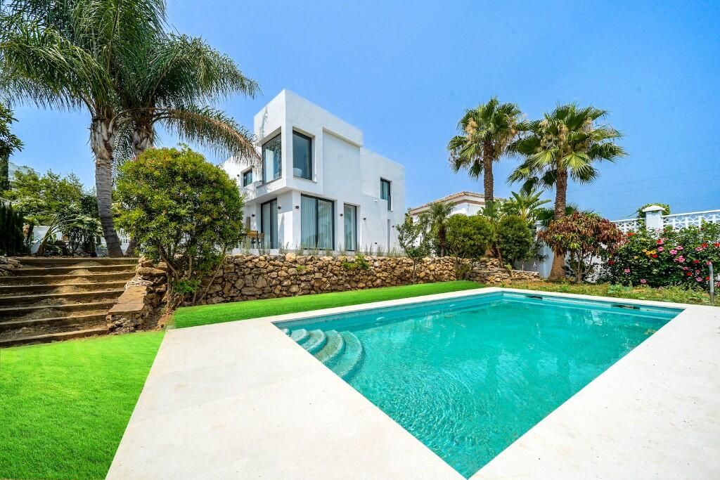 Property photo 1 of 3