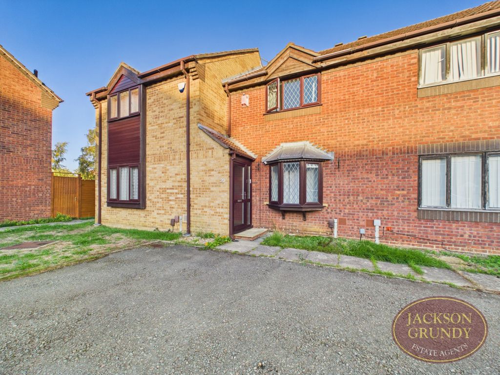 Property photo 1 of 10 Baronson Gardens