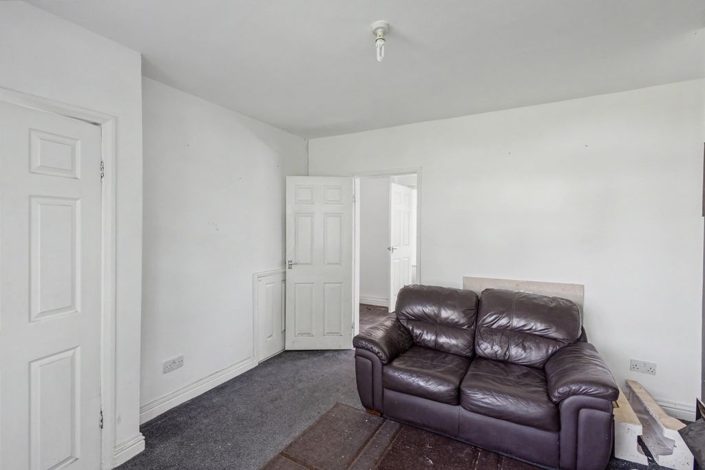 Property photo 3 of 16 3 Garden Estate, Hetton-Le-Hole, Houghton-Le-Spring, Dh5 9Ht