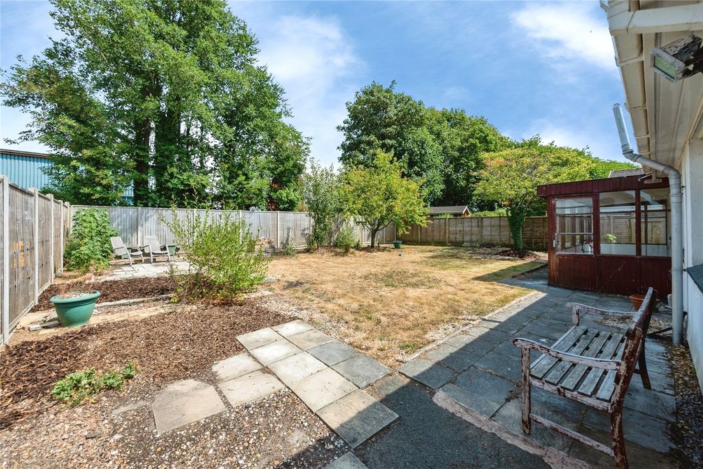 Property photo 3 of 14 Picture No. 21