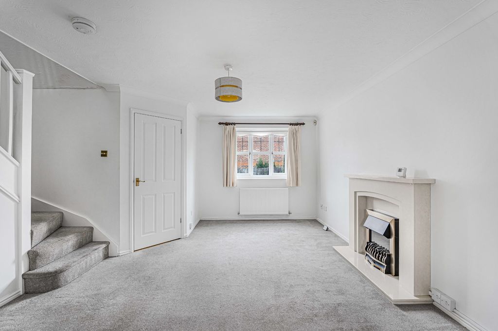Property photo 3 of 15