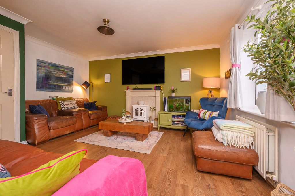 Property photo 2 of 14